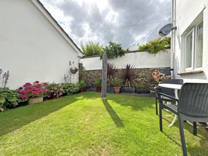 Photo 5- click for photo gallery